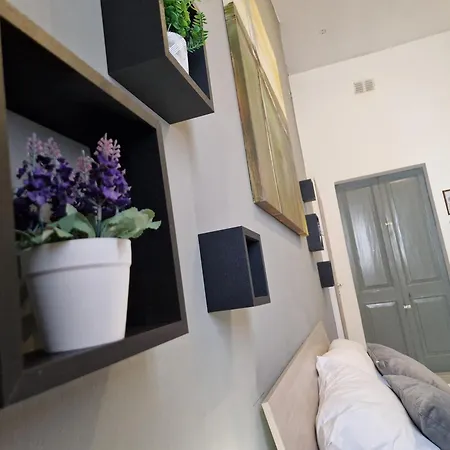 District ゲストハウス 3*